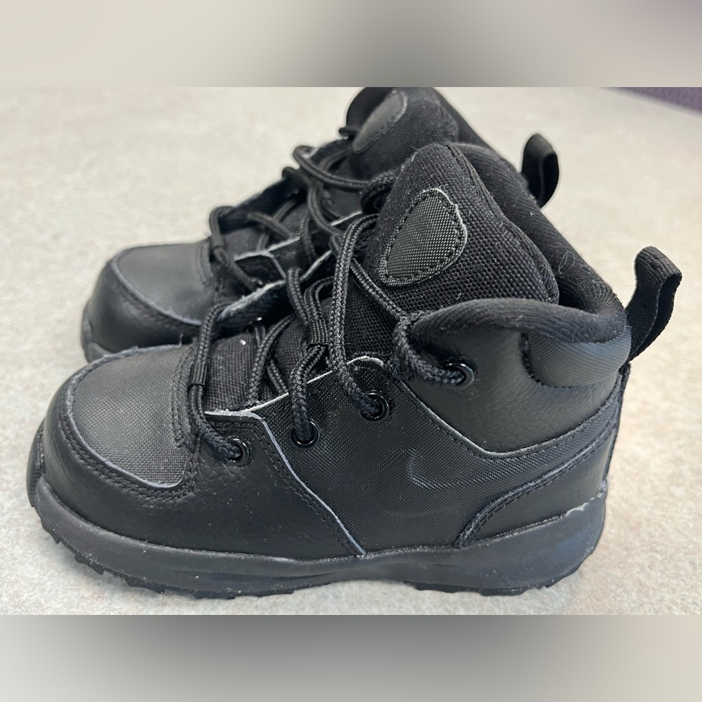 Nike Manoa Leather Boots Toddler Kids Size 8C Black BQ5374-001 EUC